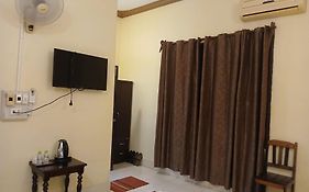 Dokphut Guesthouse